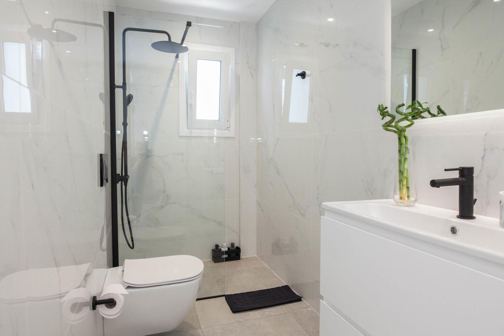 Modern Luxury Riviera Apt With Sea View Athens