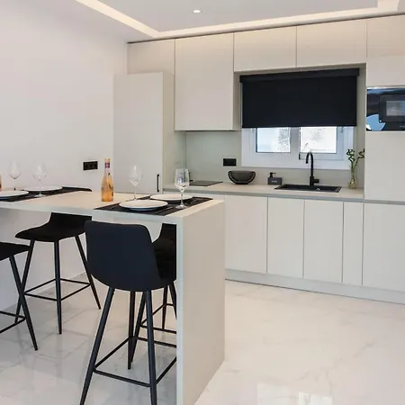 Modern Luxury Athens Riviera Apt With Sea View Apartment Exterior photo