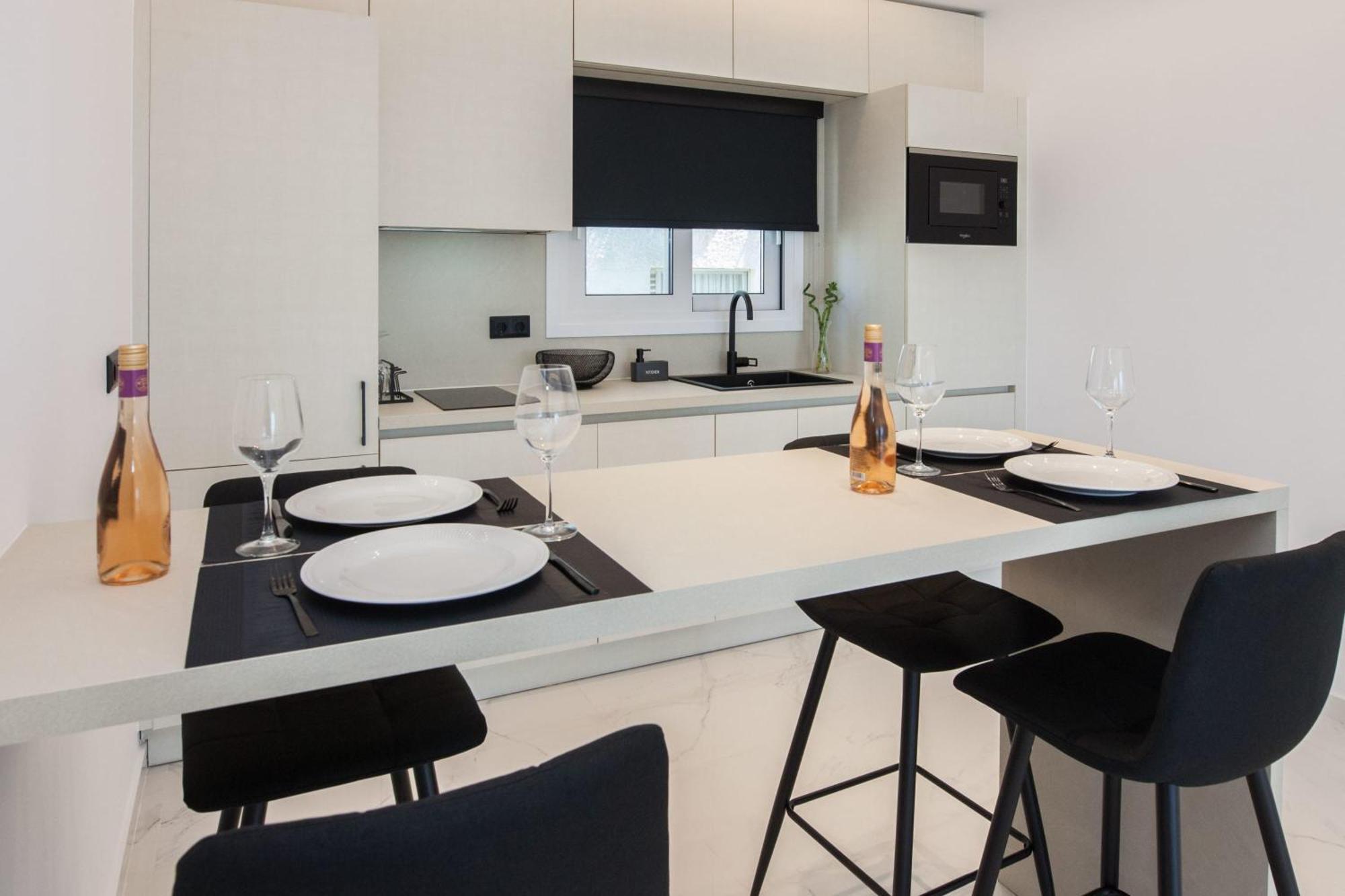 Modern Luxury Riviera Apt With Sea View Atény