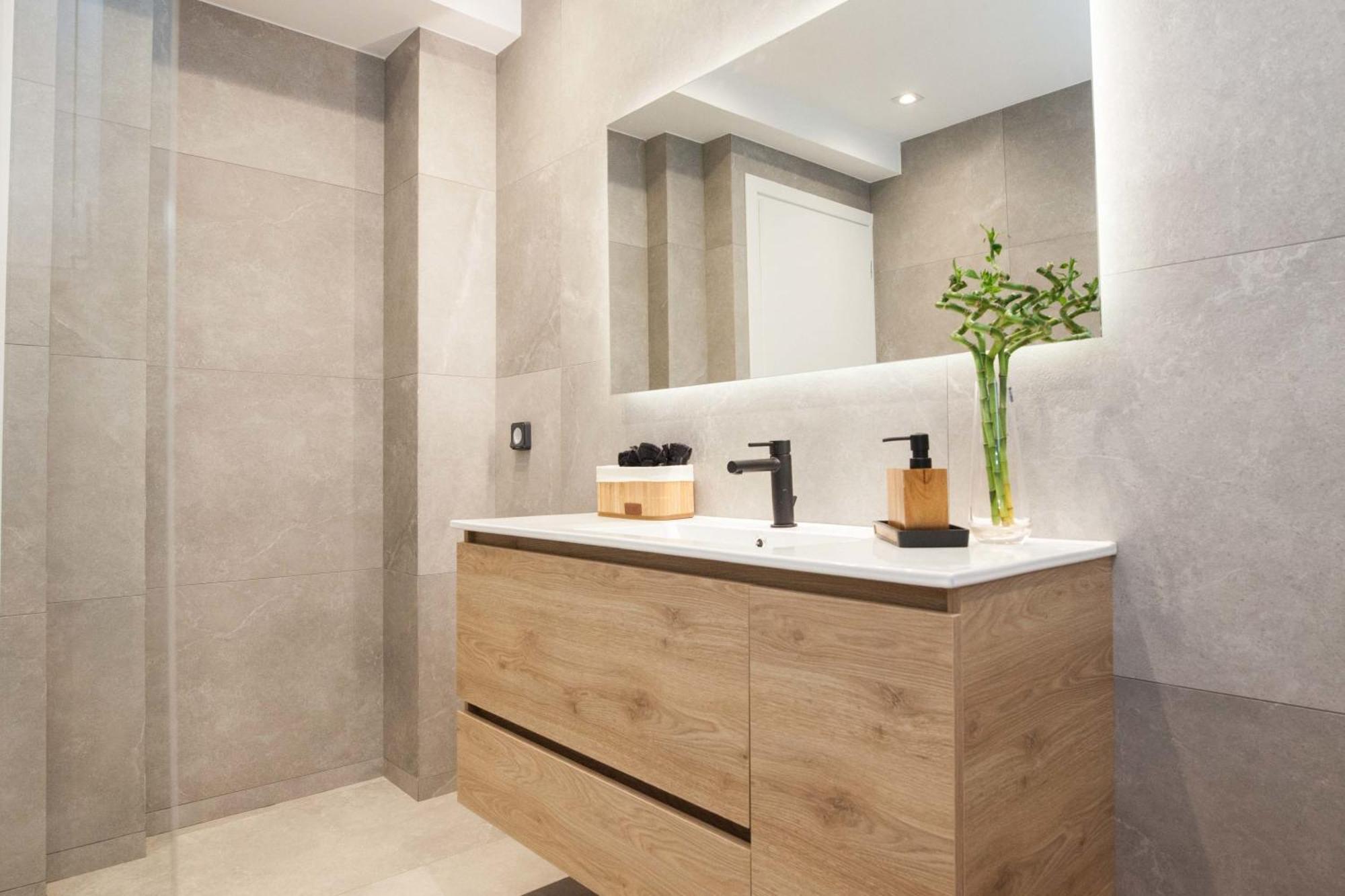 Apartmán Modern Luxury Riviera Apt With Sea View *